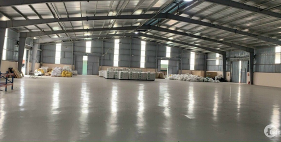 Cho thuê nhà xưởng 3000m2 KCN Vân Trung, xưởng đẹp.Giá rẻ, vào được ngay.