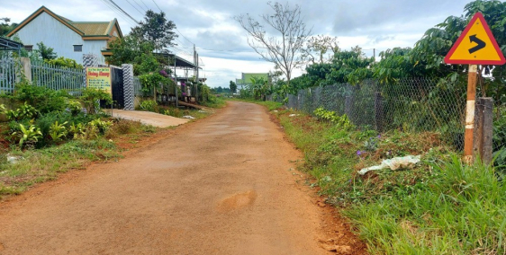 Thanh lý 10m mặt tiền đường Nguyễn Viết Xuân, gần trung tâm Bảo Lộc