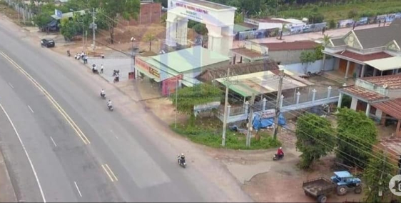 chủ về quê gửi bán lô đất giá ngộp