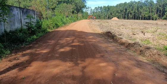 chính chủ bán đất xào 1000m ngay trung tâm xã Tân lợi