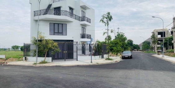 Đất Chính chủ khu làng sen có sổ sẵn giá 1.1 tỷ 80m2 trục đường H3 MT tỉnh lộ 10