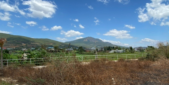 Đất Hiệp Thạnh, 2 mặt tiền, sẵn thổ cư