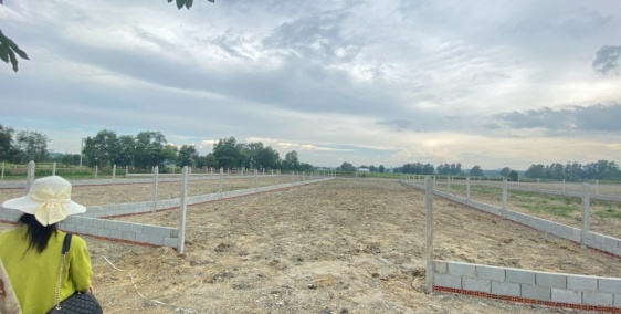 Dịch Bệnh làm ăn thua lỗ, Bán lô đất 500m2 mặt tiền đường Ba Sa. Giá 1tỷ150