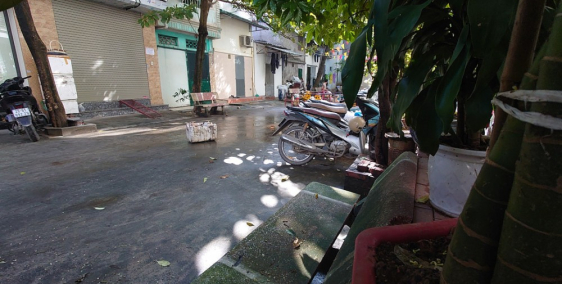 SÂN LỚN! Bán nhà Nguyễn Lân, Gara, 20m mặt đường, 6.8tỷ, 60m2