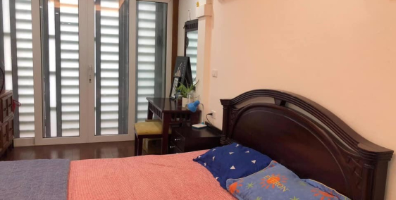 Nhà Đẹp Phố Nguyên Hồng, BA ĐÌNH, An sinh Đỉnh, 46m2, Chỉ Nhỉnh 4 Tỷ.