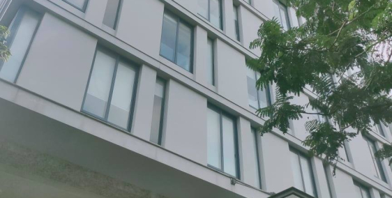 HOT! Lô góc, mặt tiền 22m, phố Nguyễn Văn Huyên, quận Cầu Giấy, kinh doanh sầm