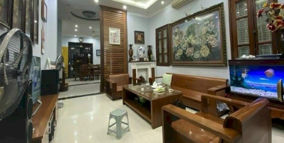 Bán nhà Bạch Mai, gần trường đại học, 95m2, 15.8 tỷ