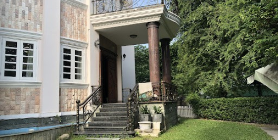 Chính chủ bán Hotel- Biệt thự đường Âu Cơ, 400m, 6 tầng, mặt tiền 25m 118 tỷ