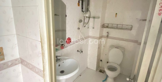 Nhà hẻm nguyên căn khu nhộn nhịp cả ngày và đêm, gần chùa Vĩnh Nghiêm hẻm