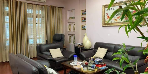 Mặt phố Bạch Mai sầm uất gần Phố Huế, MT rộng, 140m2x5T chỉ 28.9 tỷ.