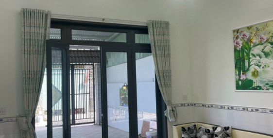 Chính Chủ Cần bán nhà Sổ Riêng, Sau lưng trường Đại Học Nguyễn Khuyến