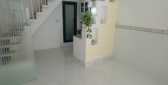 Bán nhà nhỏ xinh, hẻm 3m thông, chỉ 2.750t