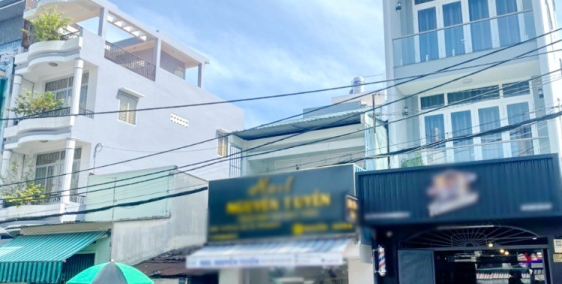 Bán nhà vị trí đẹp mặt tiền đường Lưu Quý Kỳ Phường 10 Quận 8