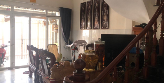 Bán nhà HXH 1 trệt, 3 lầu đường hồ bá phấn giá 6ty5