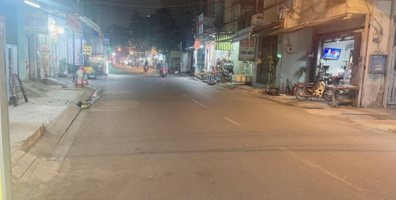  Nhà Bình Tân, 76m2, đang kinh doanh, mặt tiền đường 14m có vỉa hè, 7,95tỷ.