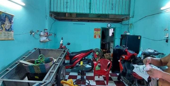 Bán nhà diện tích to, giá rẻ, tiện xây mới