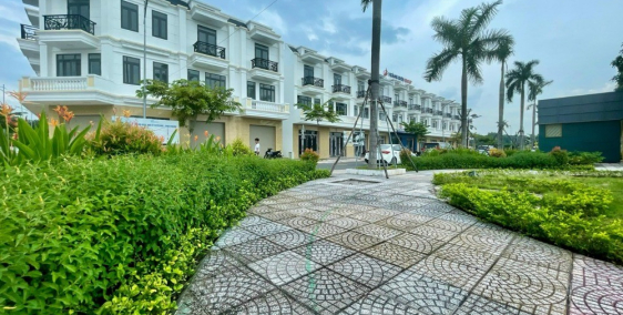 Bán nhà mặt tiền ShopHouse Phú Chánh – chính chủ giá ngộp