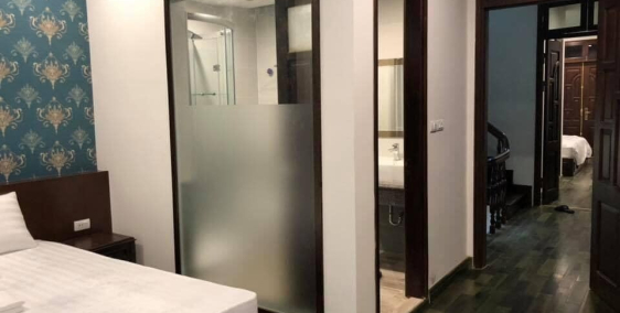 NHÀ ĐẸP XUÂN LAô tô chạy vòng quanh khu toàn LÃNH ĐẠO