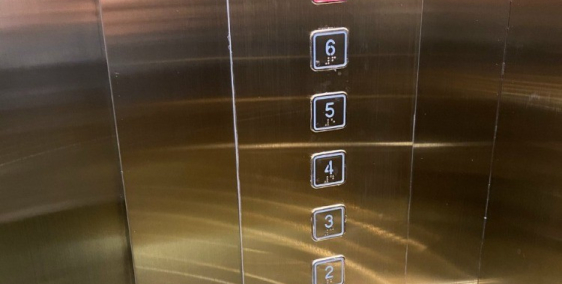 NHÀ SÁT GẦN HỒ TÂY NÊN THƠ LỘNG GIÓ, 111M 7 TẦNG MT6M