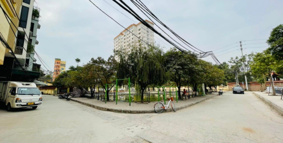 Bán nhà mặt ngõ ô tô 8 tầng thang máy, 17 phòng doanh thu khủng