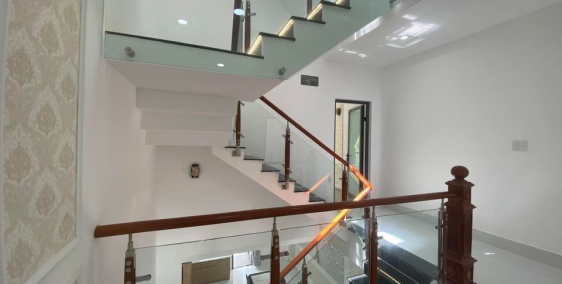 Nhà ở Smarthome, nhà mới xây, 4 PN, 1 trệt 1 lầu