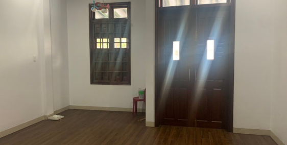 Bán Nhà 2 tầng , hẻm bê tông gần 4m, đường Nguyễn Công Phương, cao cấp