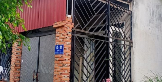 nhà bán giá rẻ, có sổ riêng. khu vực ngã ba Mỹ Hạnh, Đức Hòa Long An