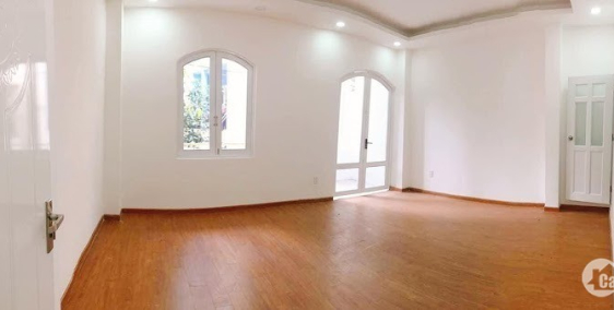 Hot chủ nhà đã giảm còn 5.4 tỷ, Sư Vạn Hanh, Quận 10, 4.5x11, (giá thương lượng)