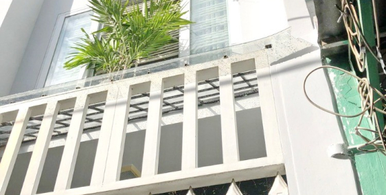 Bán nhà 2 lầu hẻm 141 đường Tám Danh Phường 4 Quận 8