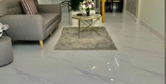 Cần bán căn nhà gần chợ Bình Trị Đông