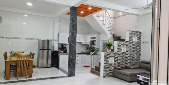 Nhà đẹp 1/ Trịnh Đình Thảo sát MT 12m DT: 7x8.5m (59.5m2) 1 lầu