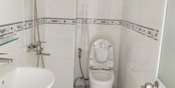 Thoại Ngọc Hầu 42m 4 lầu ,ngang 4 dài 11 5.65 tỷ Phú Thạnh Tân Phú