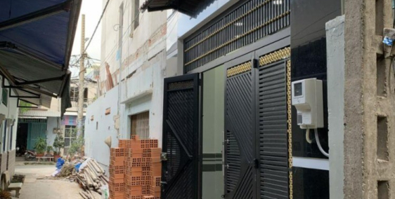 Bán nhà Tân Phú - hẻm thông 2 MT -ngay chợ vải- TL