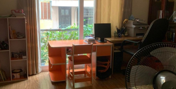 Bán nhà đường lạc Long Quân, Tây Hồ vị trí tốt, 35m2, 5t, giá nhỉnh 4.2 tỷ.