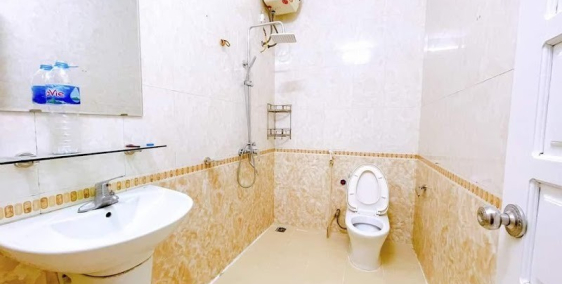 Cần bán nhà đẹp ở luôn,ô tô,Phố Nguyễn Ngọc Nại,Thanh Xuân 67mx4Tx7.5 tỷ.