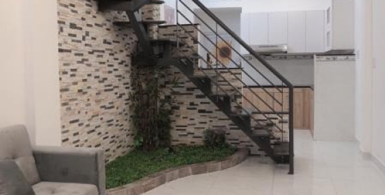 Giáp quận 1 - Kế hàng xanh - gần LANDMARK 81 - nhà mới cực đẹp - nội thất sang