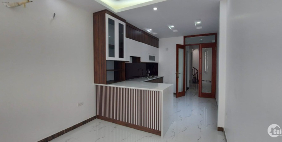 Nhà 7 tầng Phú Diễn, PHÂN LÔ, VỈA HÈ, KINH DOANH, Ô TÔ, THANG MÁY 40m2, 8 tỷ.