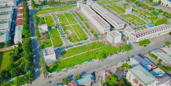 Đất nềnIcon Central không vướng cống, bán giá 2.6 tỷ/60m2. LH 0938282876 xem sổ