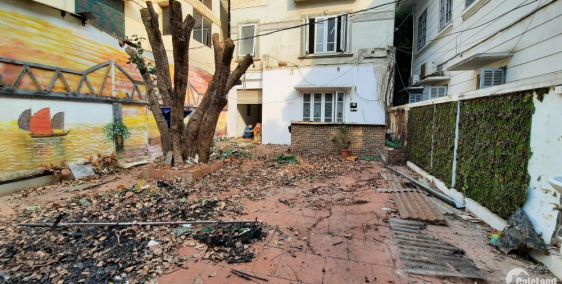 Bán 130m2 đất mặt phố Giải Phóng, 5,2m mặt tiền, chỉ 80tr/m2, vỉa hè 5m