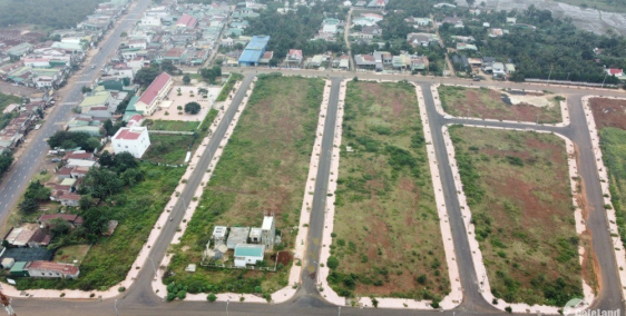 Đất nền sổ đỏ thổ cư 100% sát khu tổ hợp du lịch FLC Dak Lak