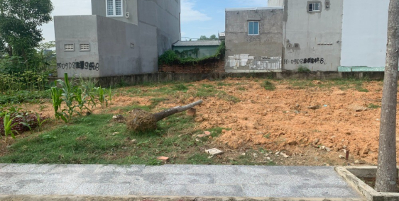 Bán lô đất nở hậu cạnh VinHomes Q9