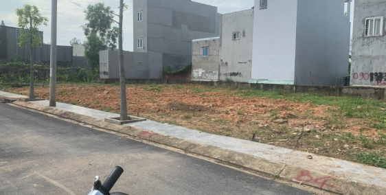 Chính chủ cần ra lô đất cách đường Phước Thiện 100m