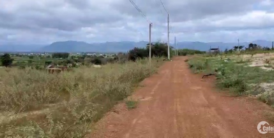 Bán 5116m2 đất nền bắc bình 640tr gần liên huyện ra sân bay Lh 0385230667