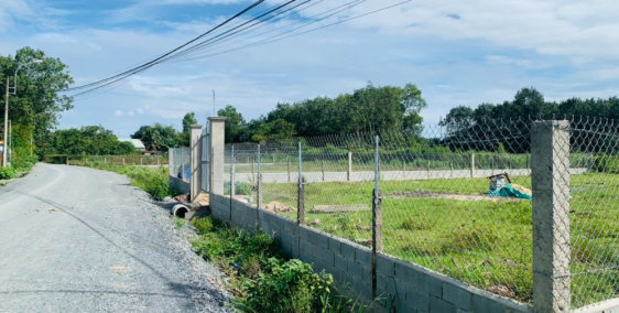 Đất vườn củ chi 832m2 giá chỉ 1ty530 (1tr8/m2) nở hậu 4m cực đẹp, sổ hồng riêng.