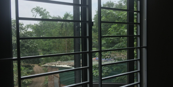 Chính chủ cho thuê nhà 2 tầng mới xây, 800m ra hồ Tây, 5 phút phố cổ