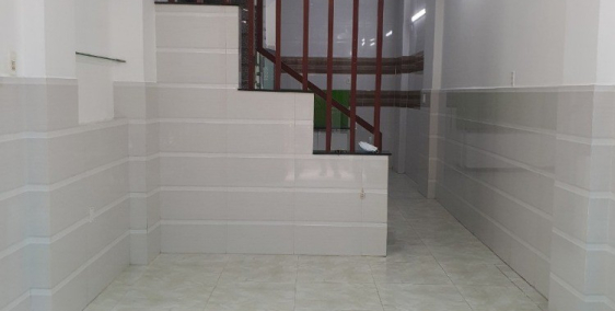 Bớt lộc bán gấp cuối năm nhà HXH 1 sẹc Lạc Long Quân, P3, Q11