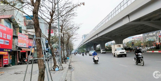 Tòa nhà mặt phố Phạm Văn Đồng. Vỉa hè 6m, ô tô, KD. 71m2 MT5.1m 7T 20 tỷ