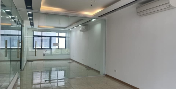 Siêu phẩm tòa nhà Cầu Giấy 95m 8T vỉa hè ô tô tránh. Nhỉnh 40 tỷ. 0975626023