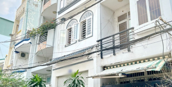 Bán nhà 2 lầu mặt tiền đường Bùi Điền Phường 5 Quận 8