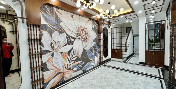 Bán Nhà Tây Hồ Trung Tâm Phố Đẹp Mê Li